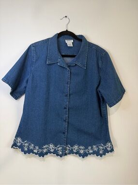 Bon Worth Vintage Floral Embroidered Scalloped Denim Shirt M Blue Chambray 39032